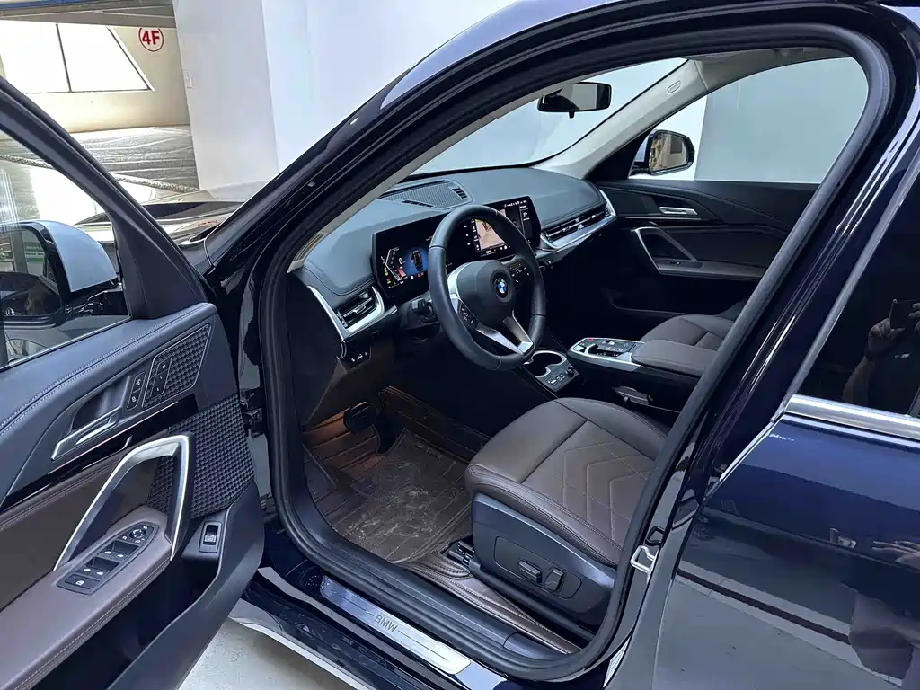 BMW X1 2024 — фото 12