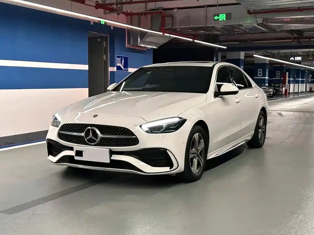Mercedes-Benz C-Class 2023 — фото 1