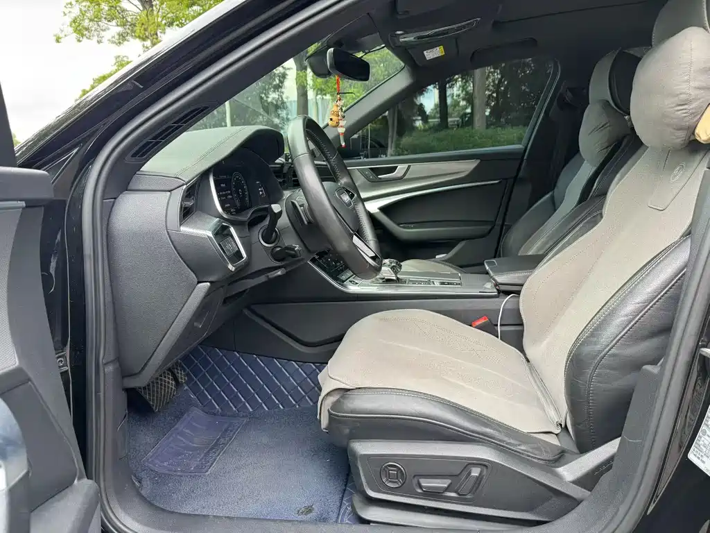 Audi A6L 2021