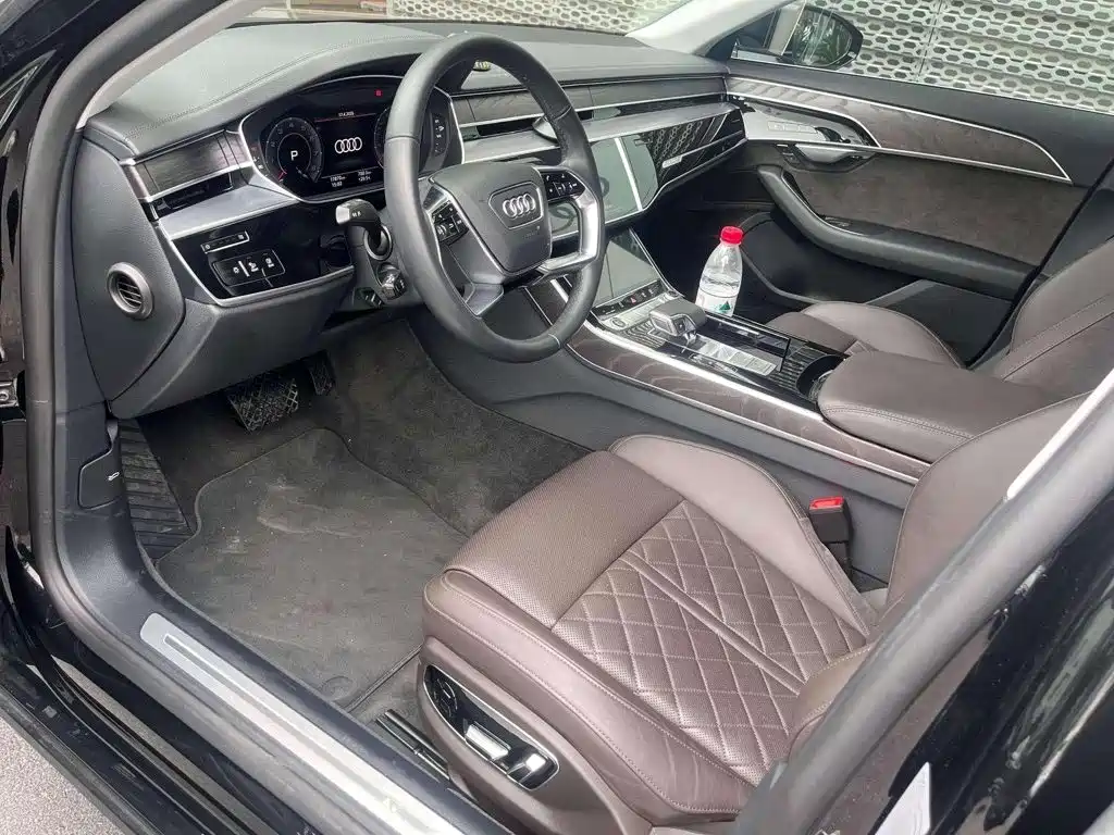 Audi A8 2021