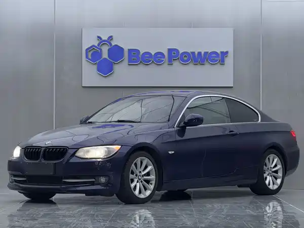 BMW 3 Series 2011
