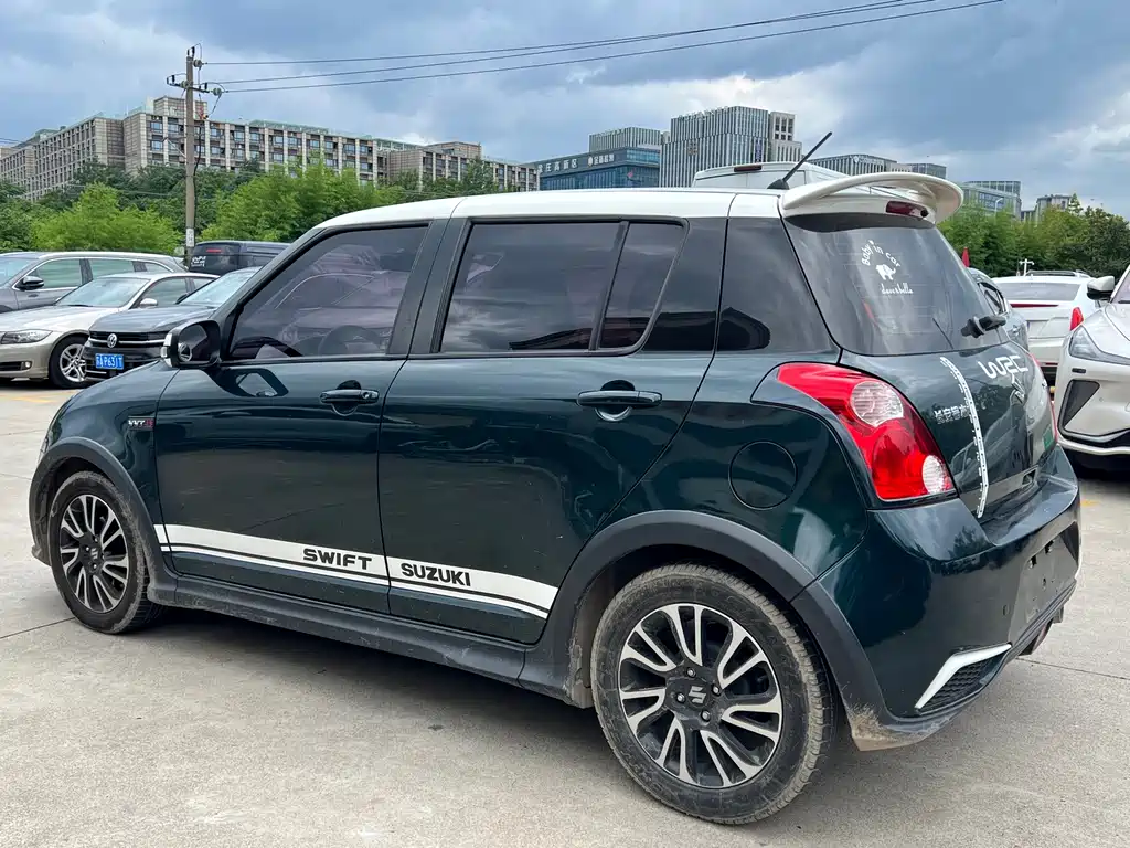 Suzuki Swift 2017 — фото 12