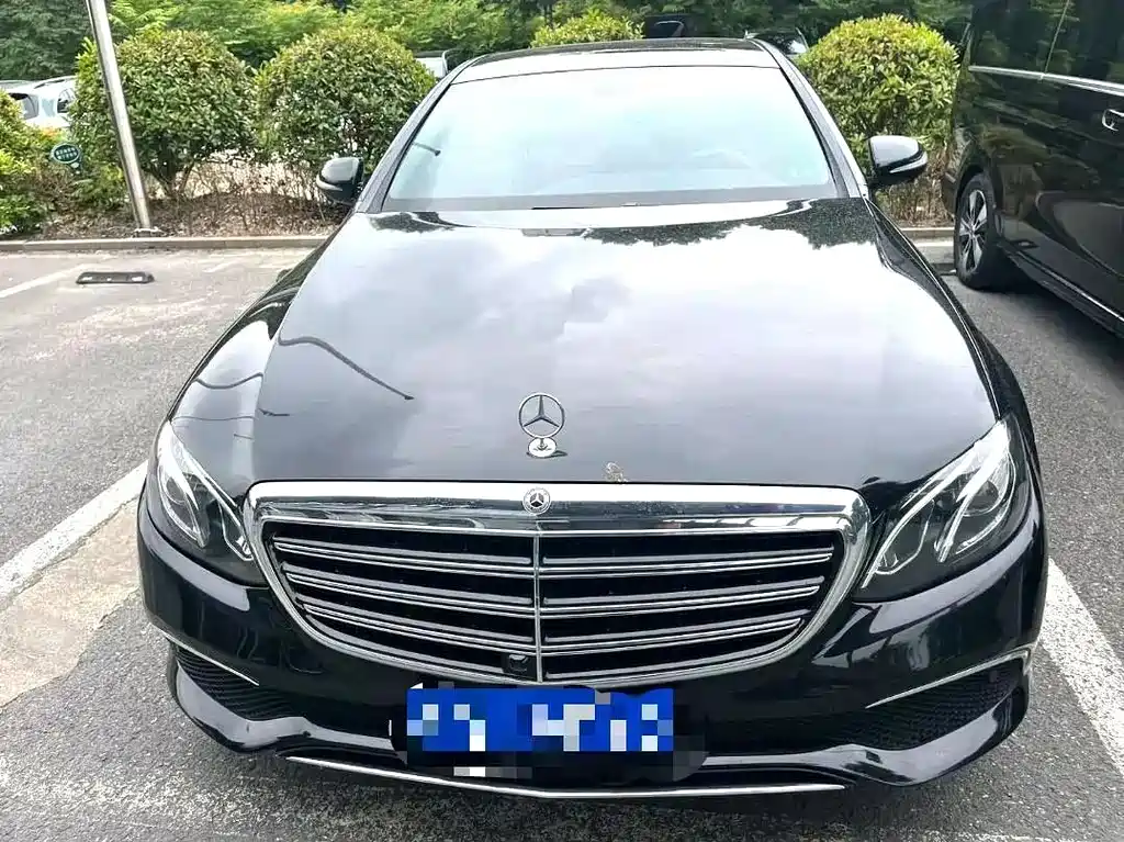 Mercedes-Benz E-Class 2018