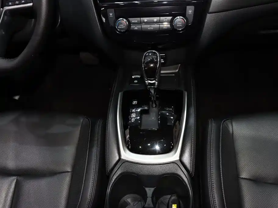 Nissan X-Trail 2021 — фото 15