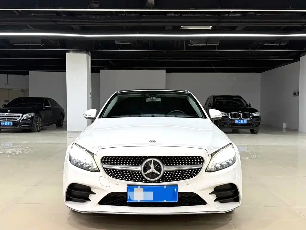 Mercedes-Benz C-Class 2019