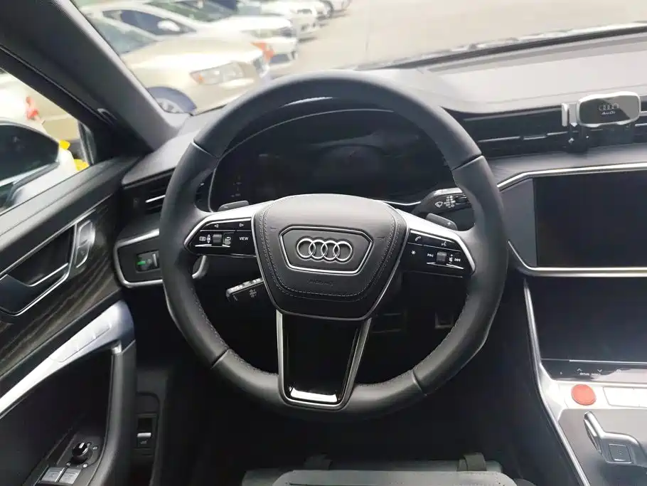 Audi A6L 2025 — фото 15