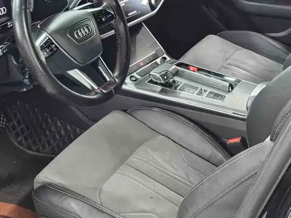 Audi A6L New Energy 2021