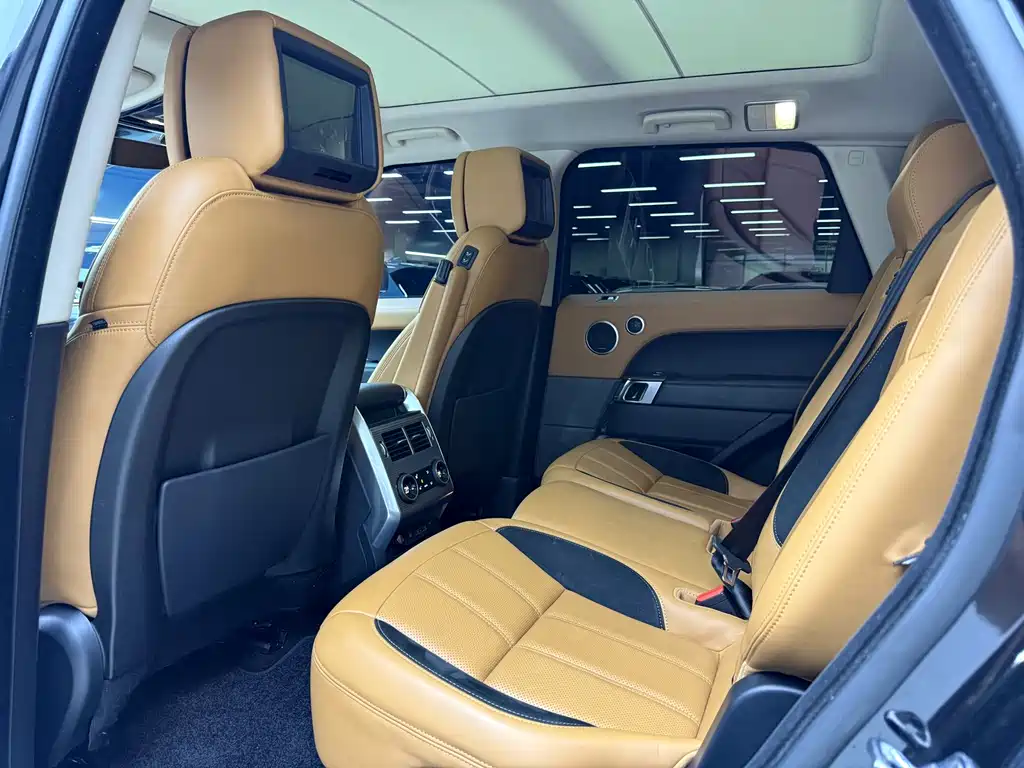 Land Rover Range Rover Sport 2018 — фото 14