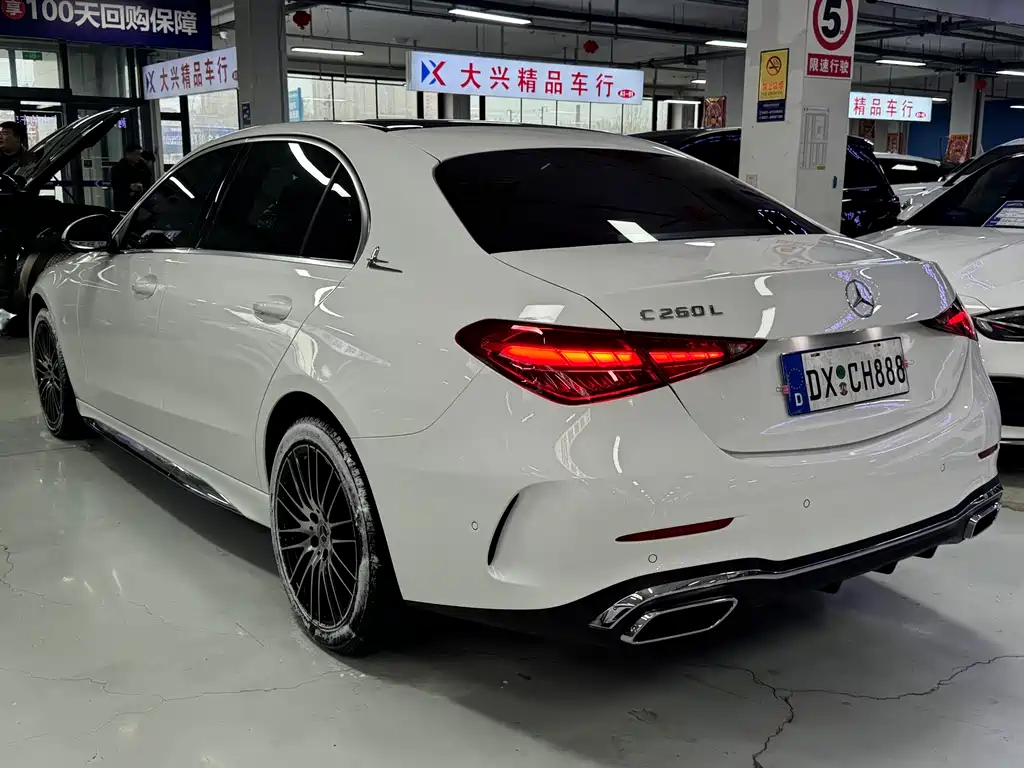 Mercedes-Benz C-Class 2025 — фото 5