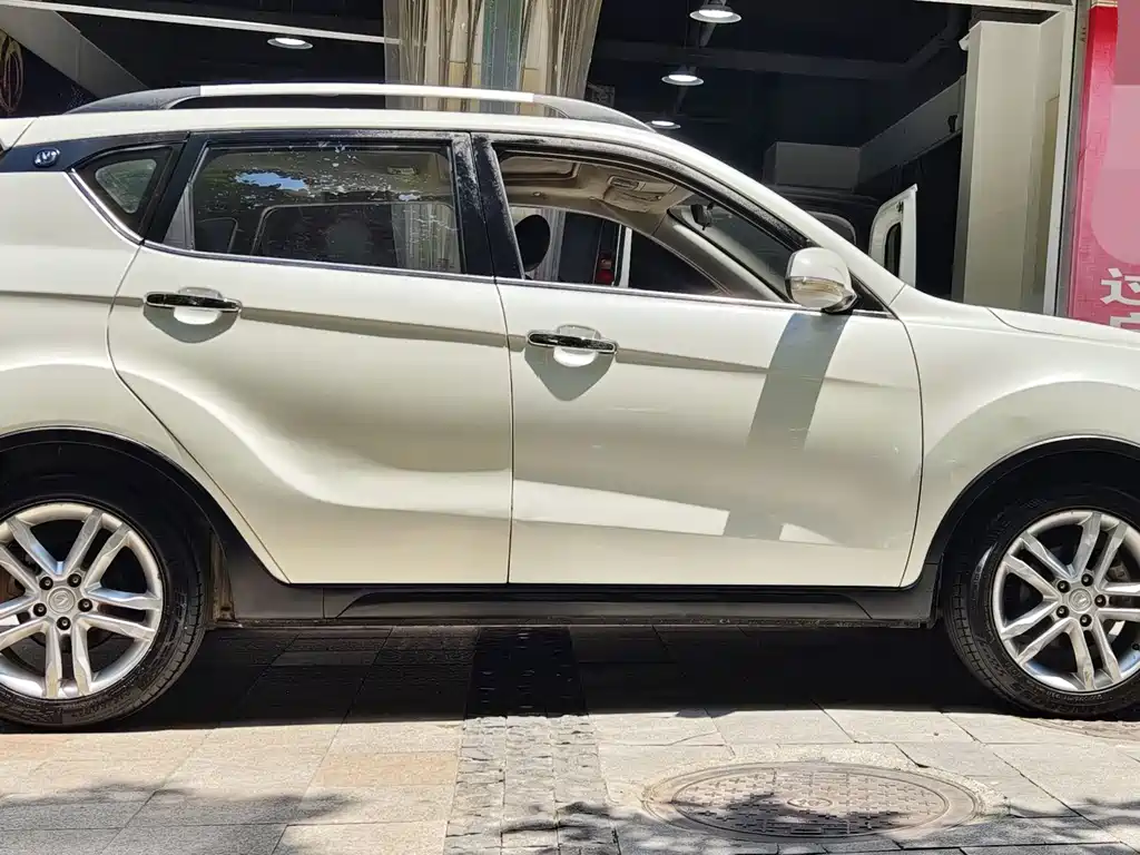 Changan CS35 2015