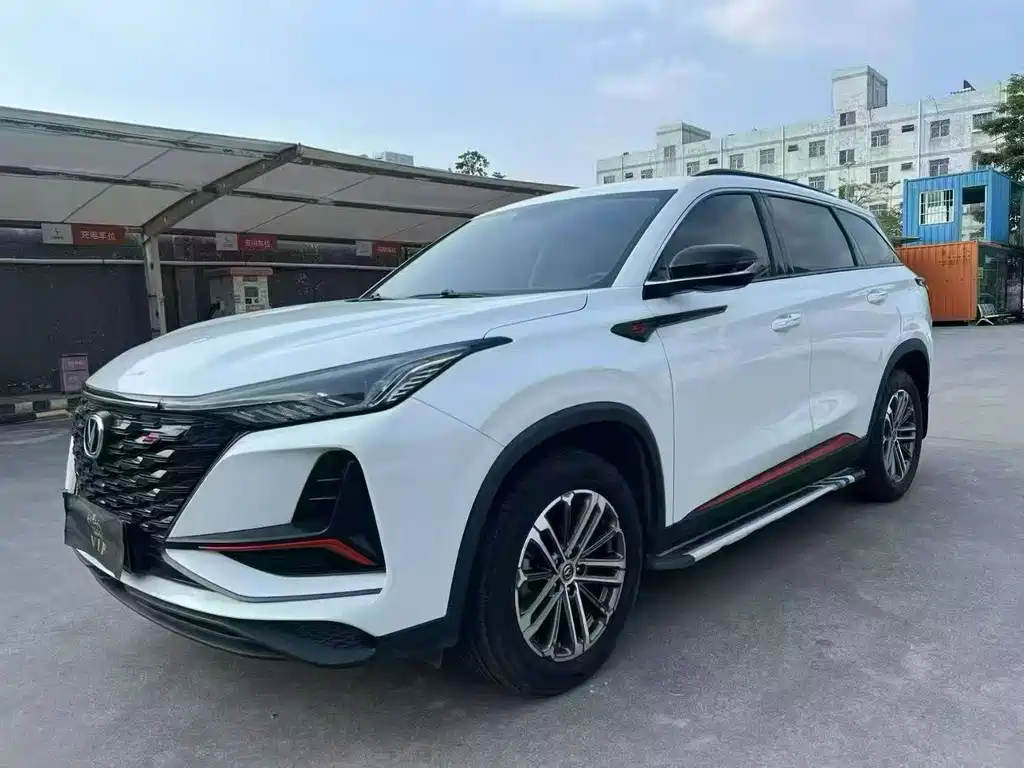 Changan CS75 PLUS 2022 — фото 1