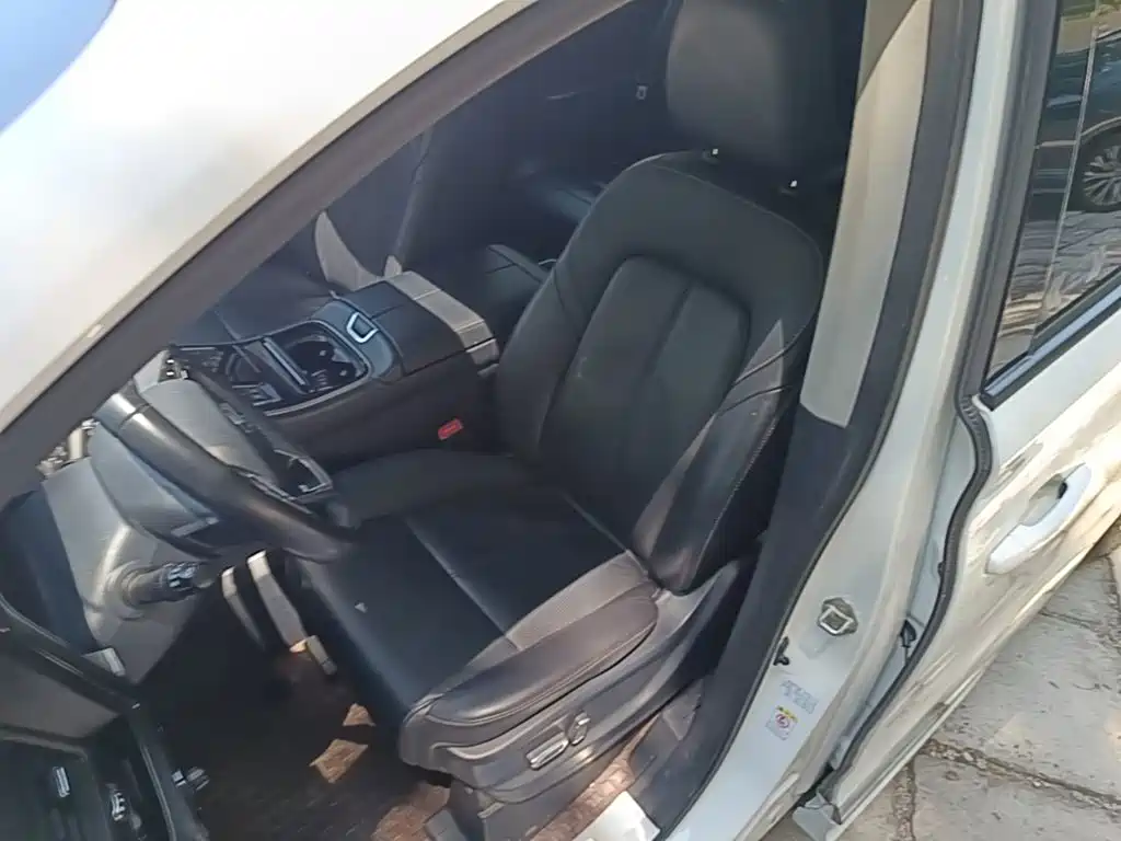 GAC Trumpchi M8 2021 — фото 15