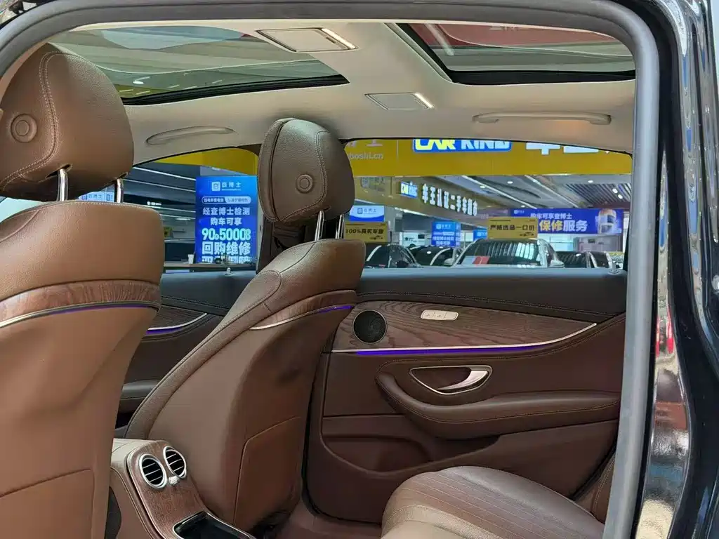 Mercedes-Benz E-Class 2023 — фото 5