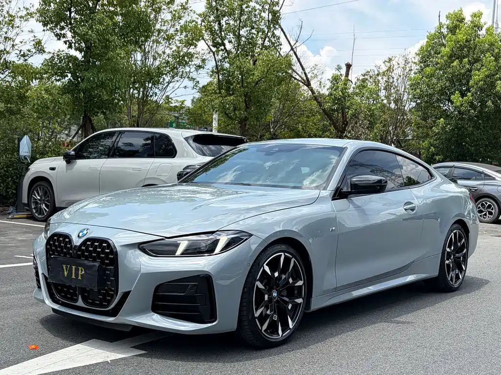 BMW 4 Series 2025 — фото 1