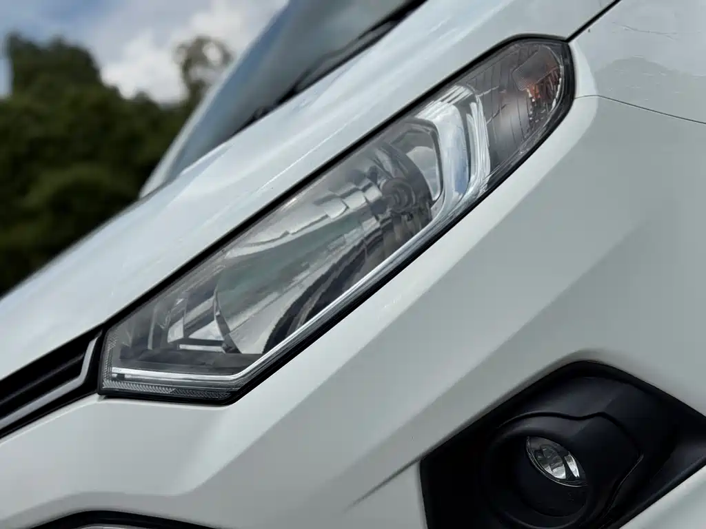 Ford Ecosport 2013 — фото 14