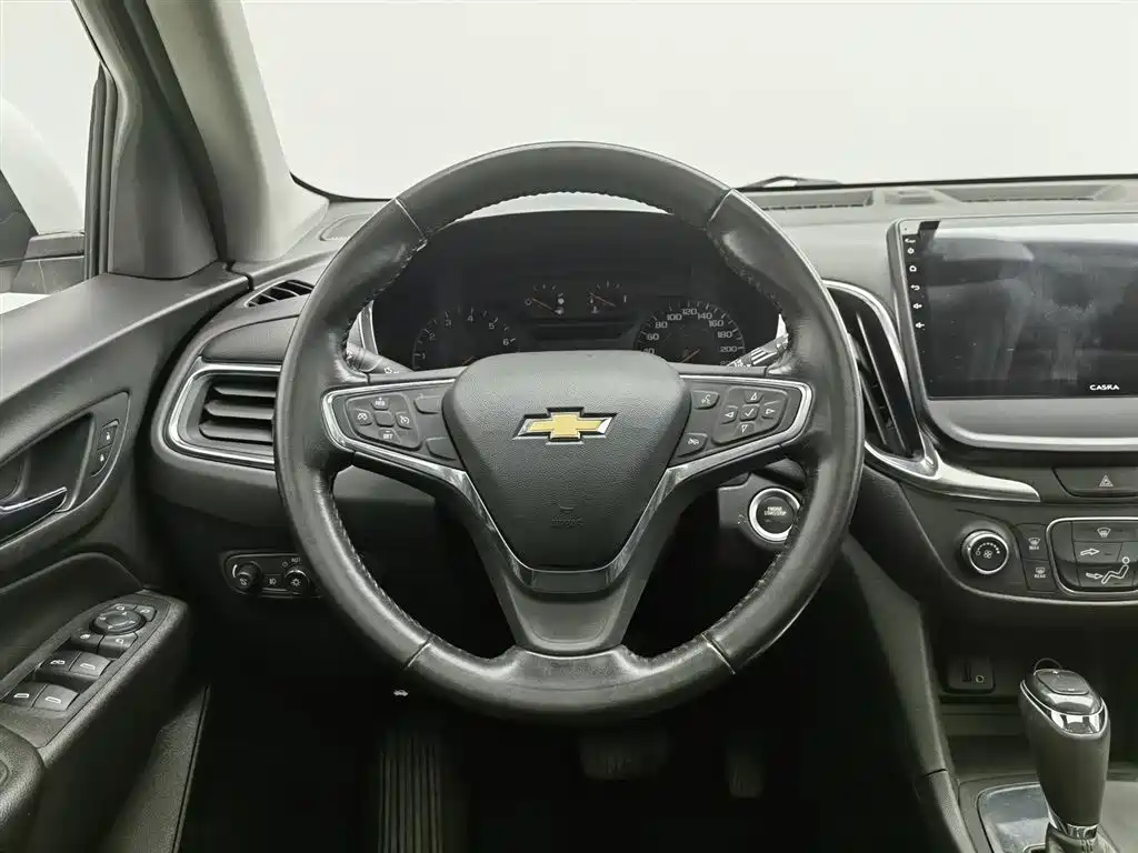 Chevrolet Equinox 2018 — фото 11