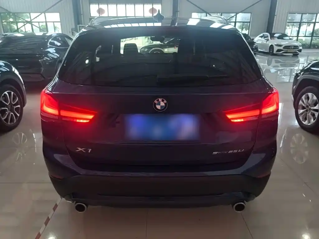 BMW X1 2021