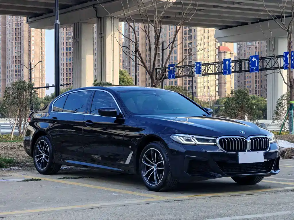 BMW 5 Series 2023