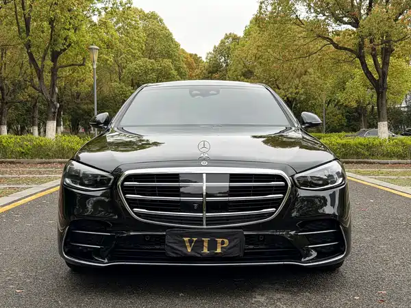 Mercedes-Benz S-Class 2023