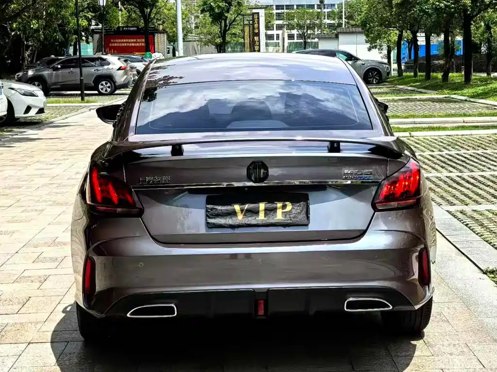 MG MG5 2022