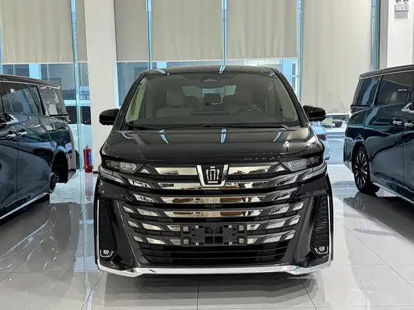 Toyota Vellfire 2024