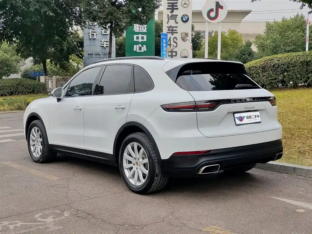 Porsche Cayenne 2019 — фото 4