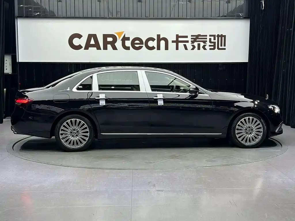 Mercedes-Benz E-Class 2021