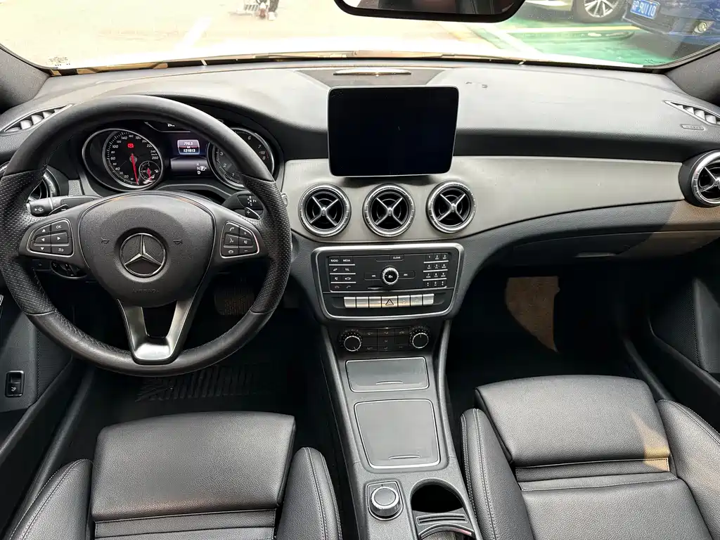Mercedes-Benz CLA 2018 — фото 8