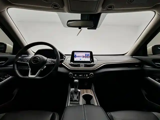Nissan Teana 2021