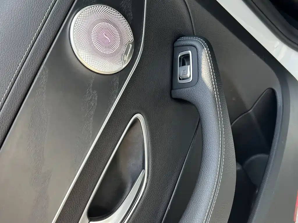 Mercedes-Benz C-Class 2020 — фото 10