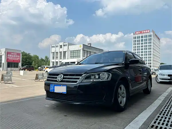Volkswagen Lavida 2014