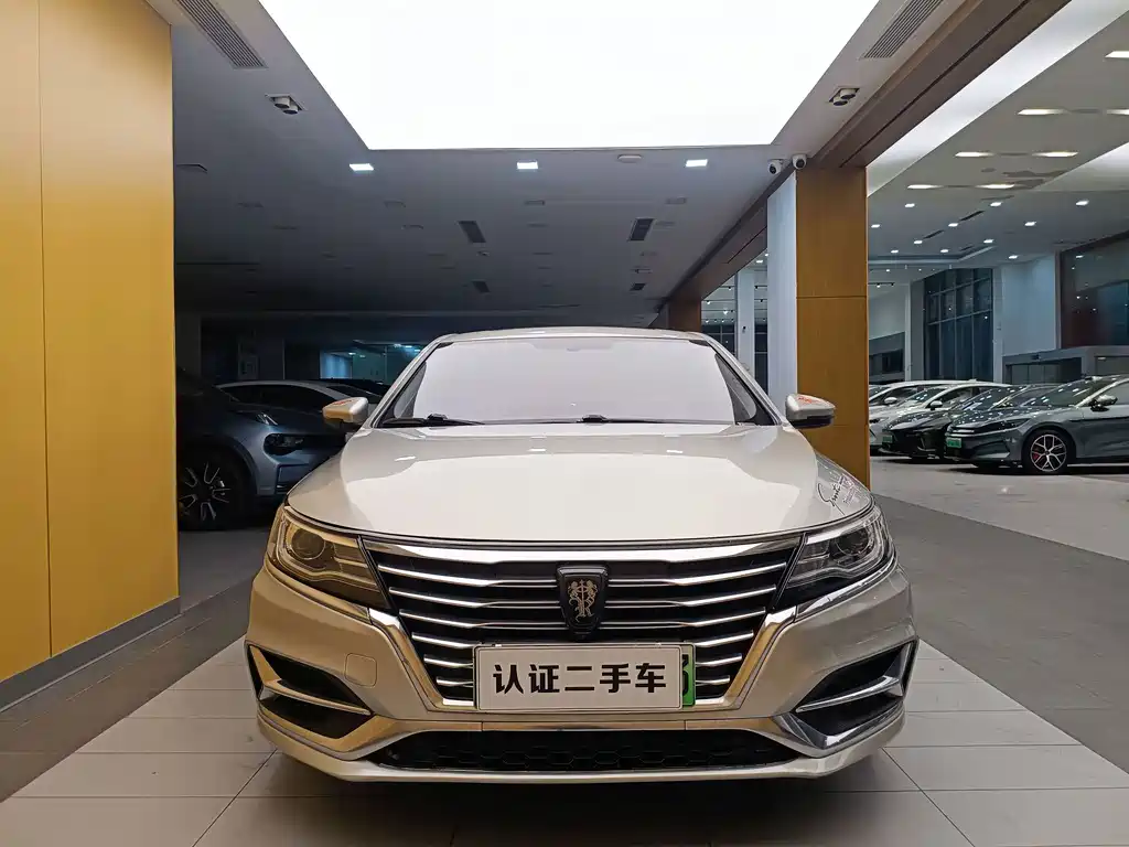 Roewe i6 New Energy 2018 — фото 3