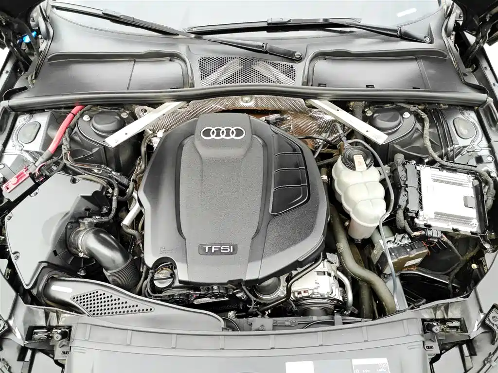 Audi A4L 2022 — фото 20