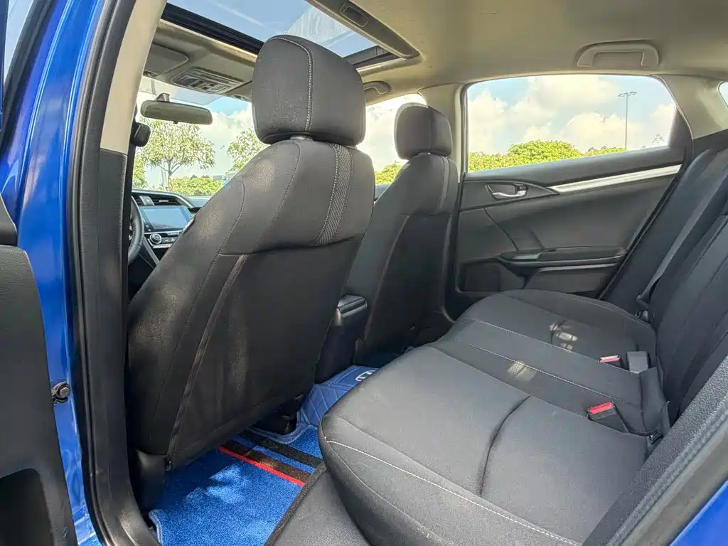 Honda Civic 2020 — фото 13