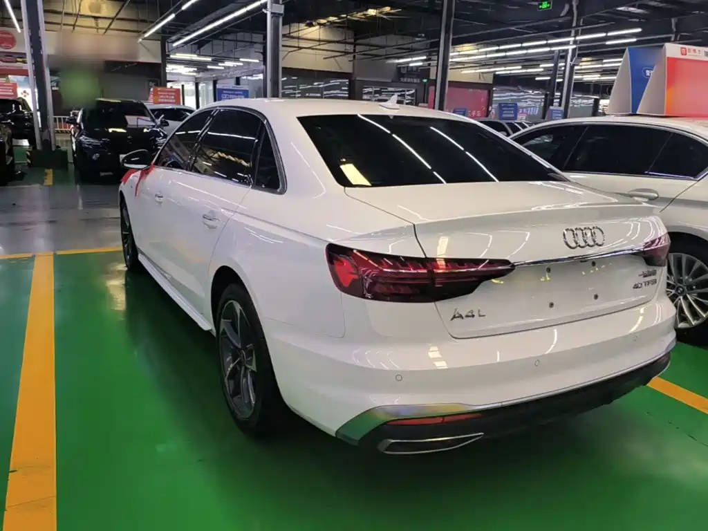 Audi A4L 2024