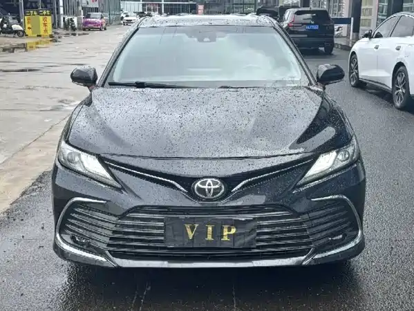 Toyota Camry 2021