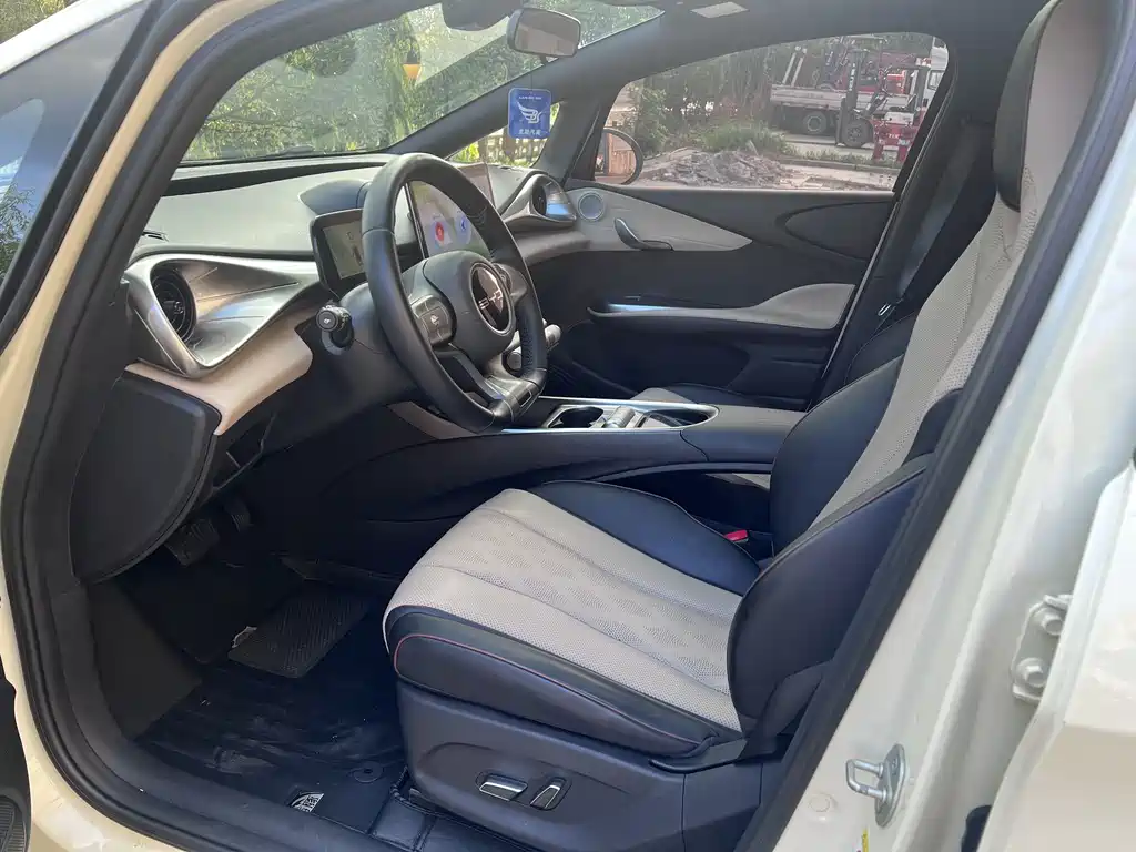 BYD Dolphin 2023