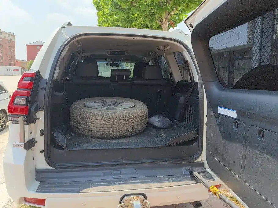 Toyota Prado 2019