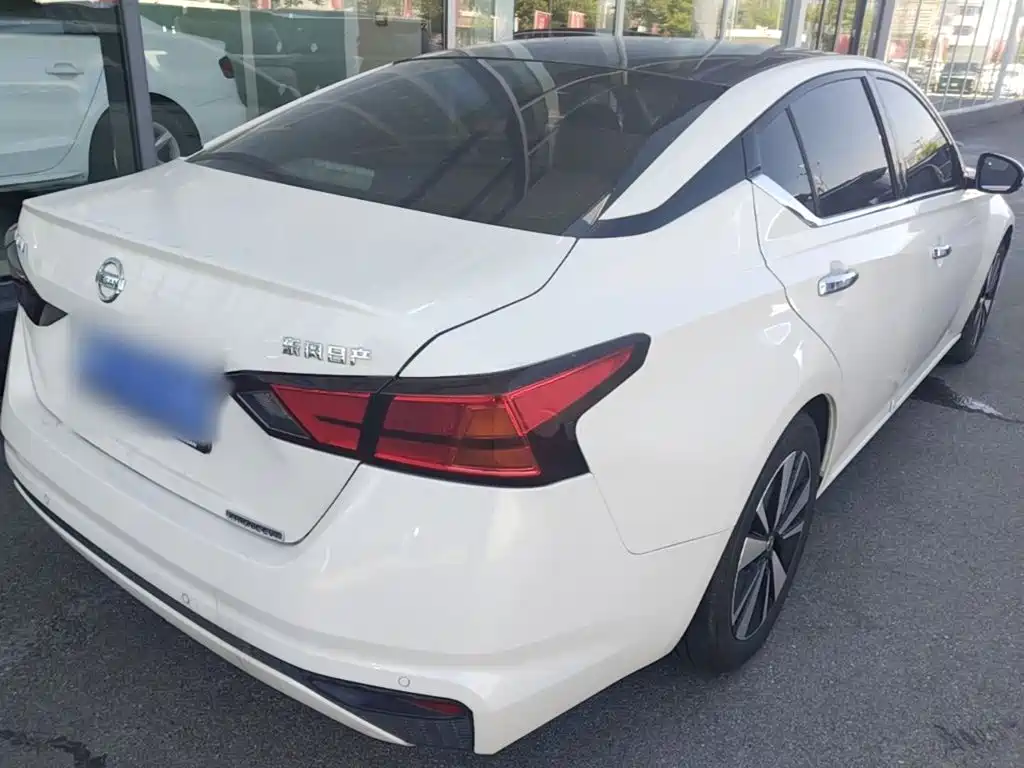 Nissan Teana 2021
