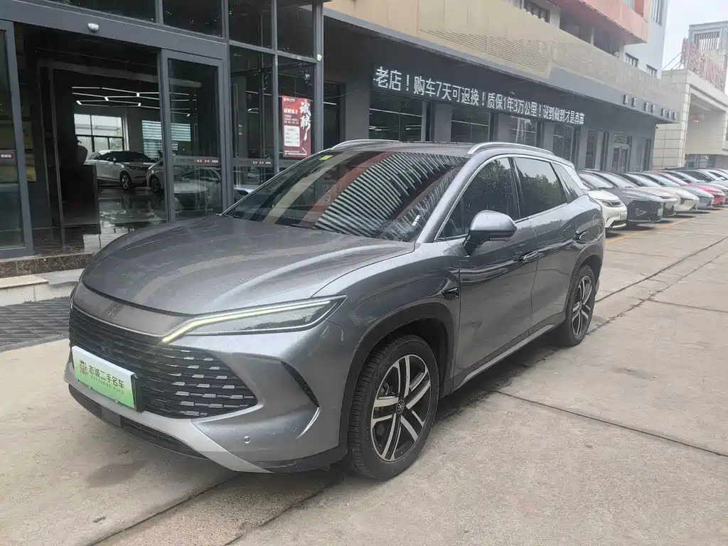 BYD Song L DM-i 2025 — фото 1