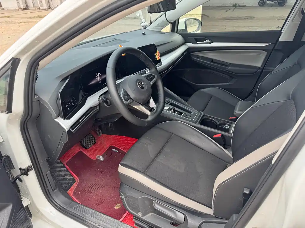 Volkswagen Golf 2022