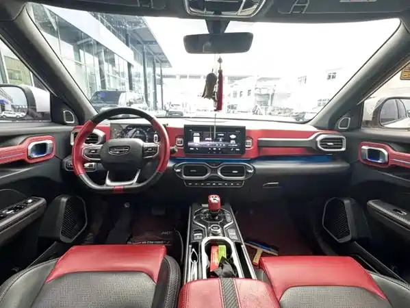 Geely ICON 2021