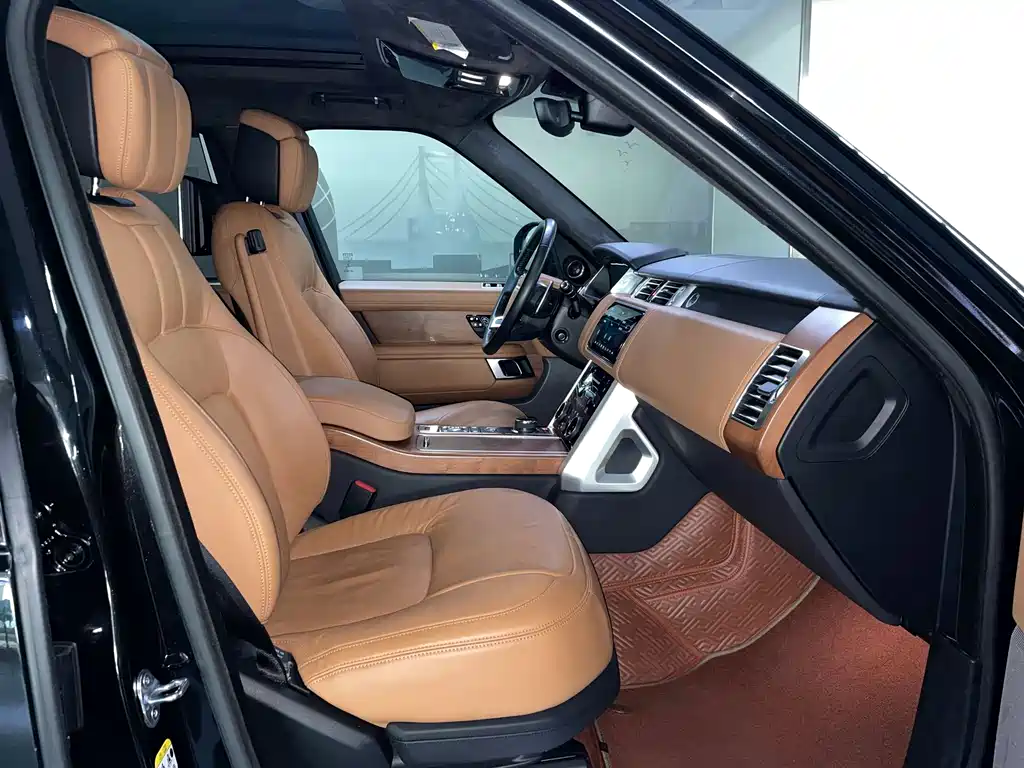 Land Rover Range Rover 2019 — фото 14