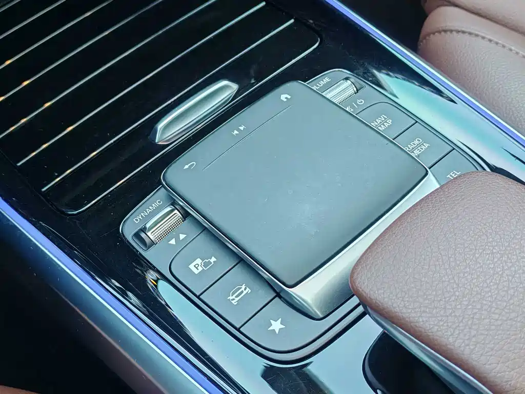 Mercedes-Benz GLB 2020 — фото 14