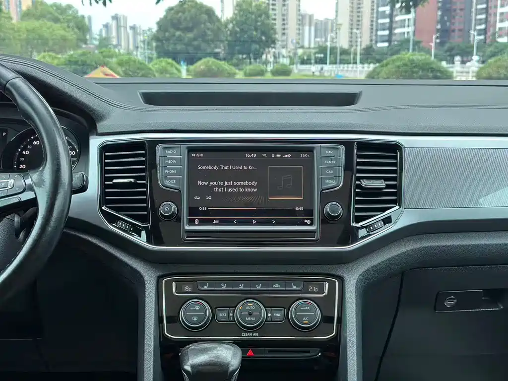 Volkswagen Teramont 2018 — фото 14
