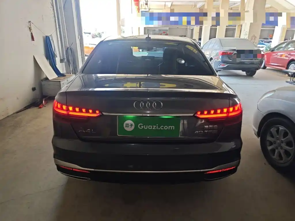 Audi A4L 2020