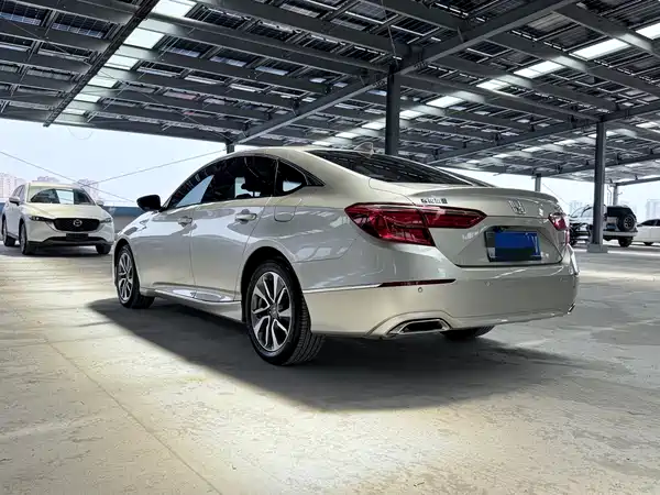 Honda Inspire 2020