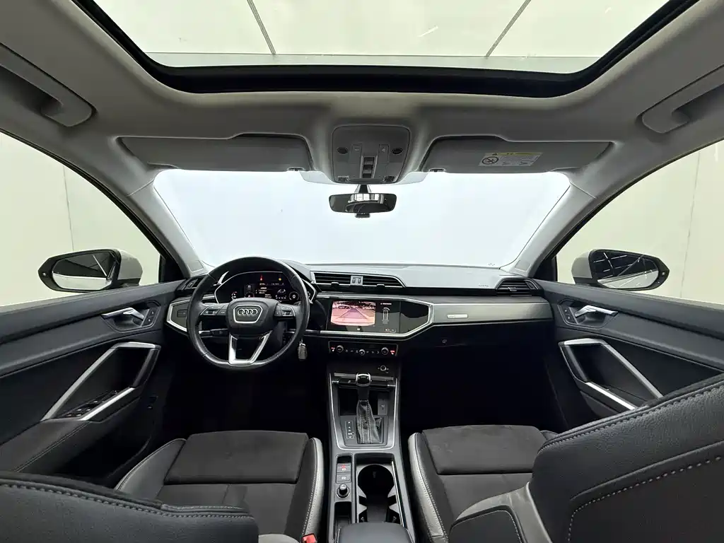 Audi Q3 2022 — фото 15
