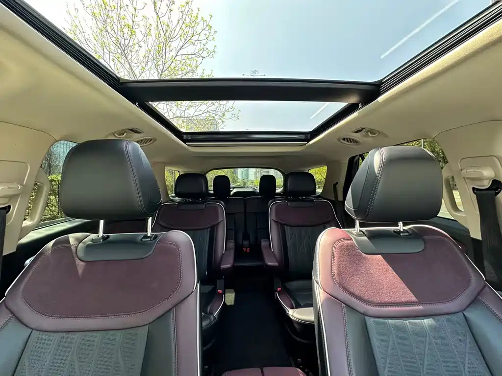 Ford Explorer 2023 — фото 13