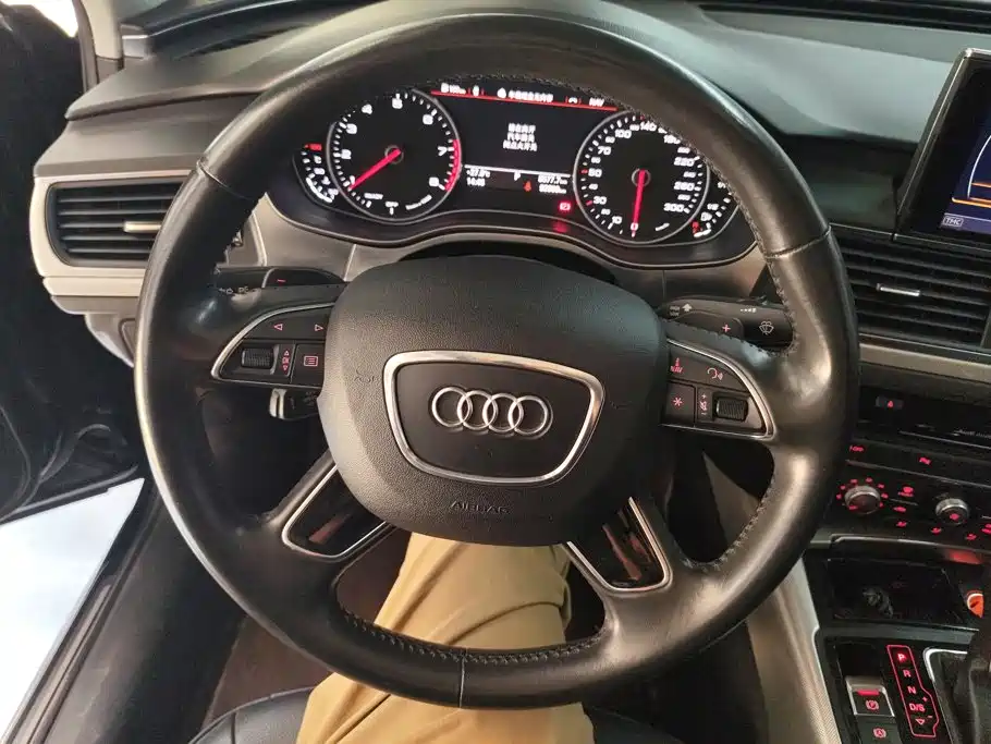 Audi A6L 2018 — фото 15
